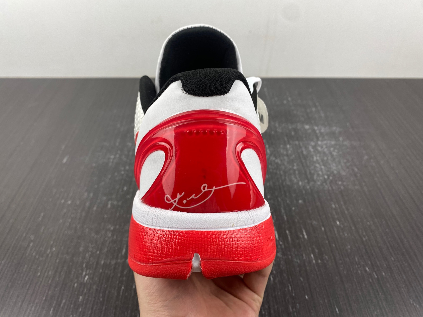 Kobe 6 CW2190-400