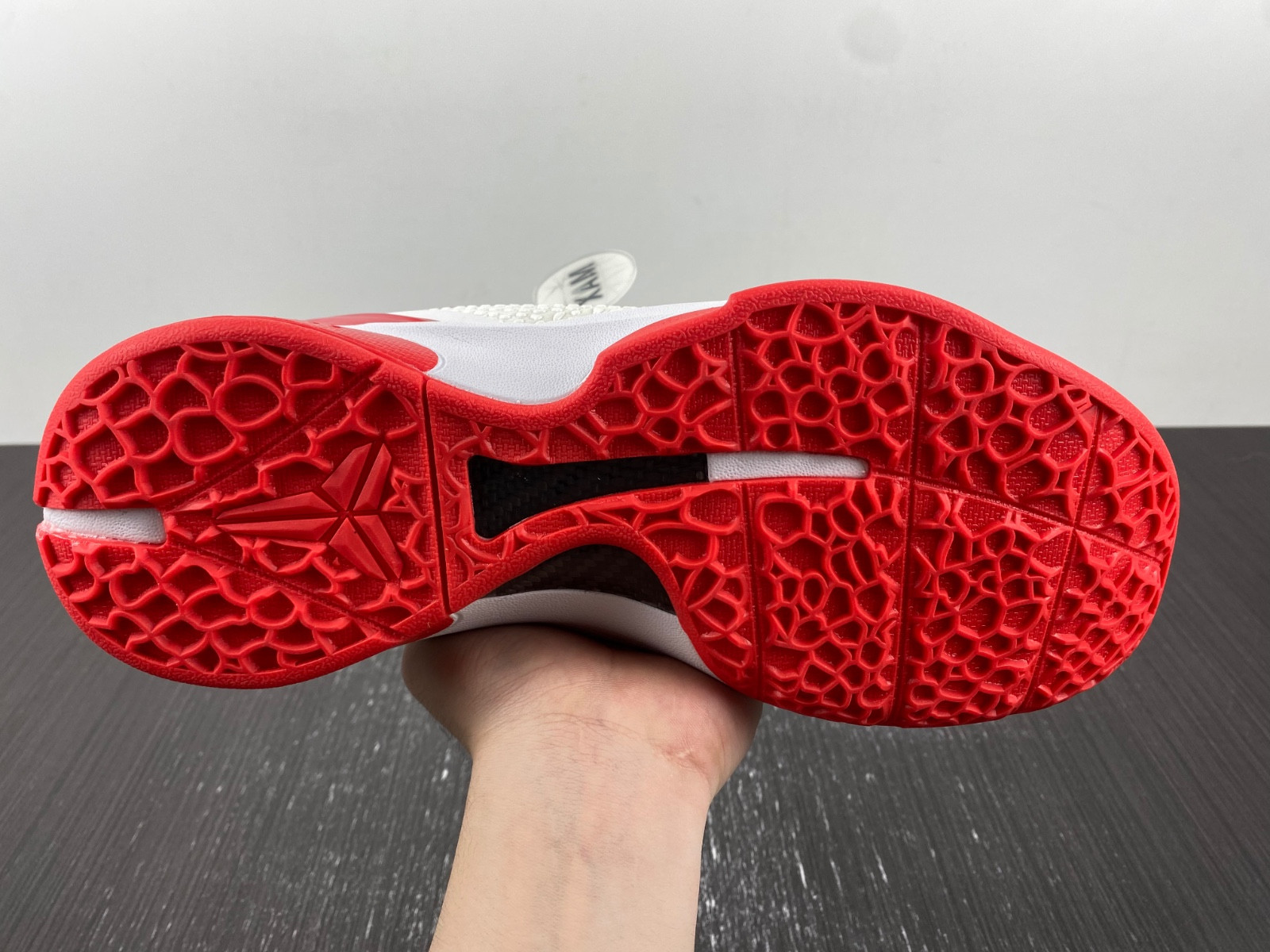Kobe 6 CW2190-400