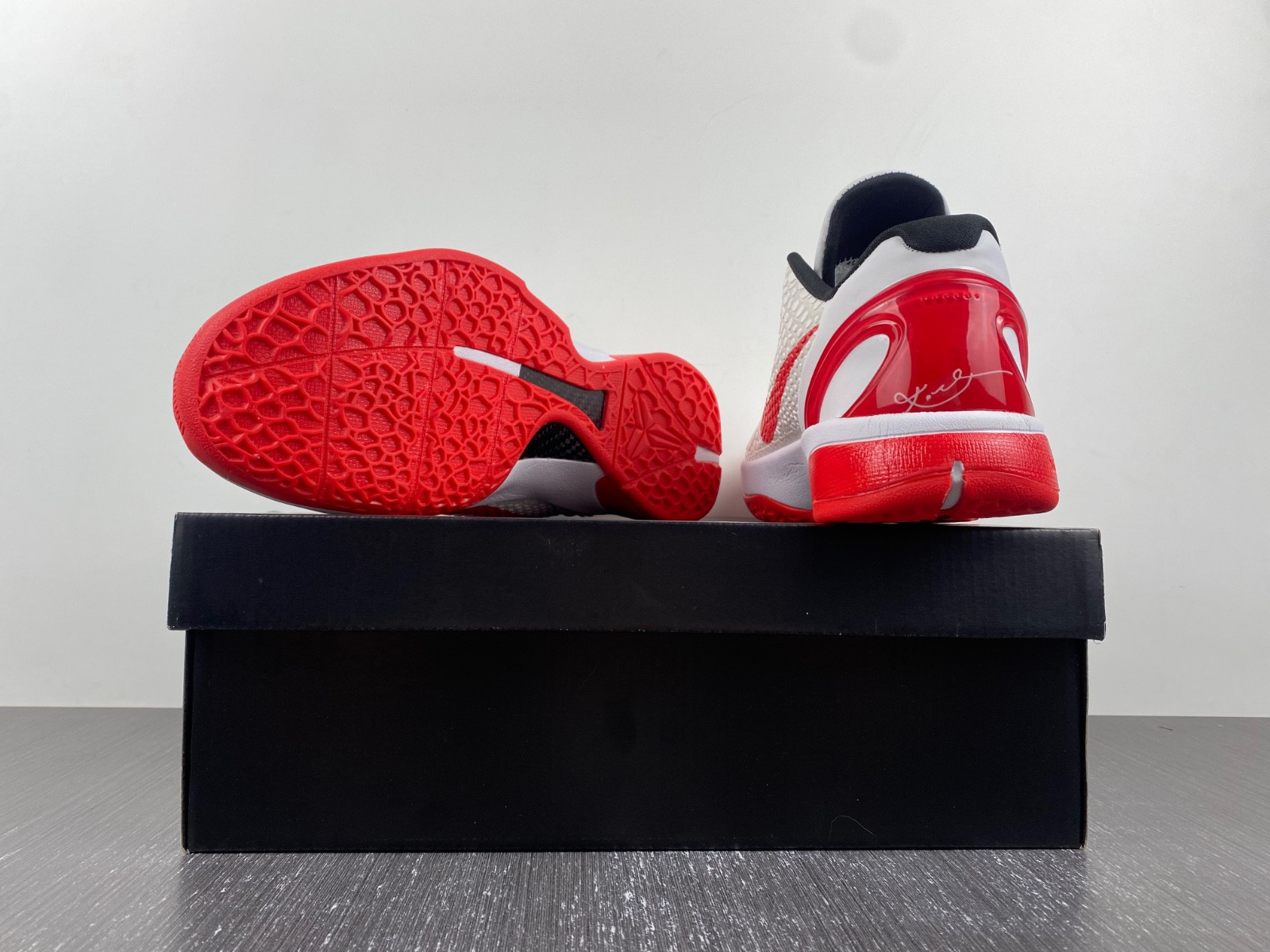 Kobe 6 CW2190-400