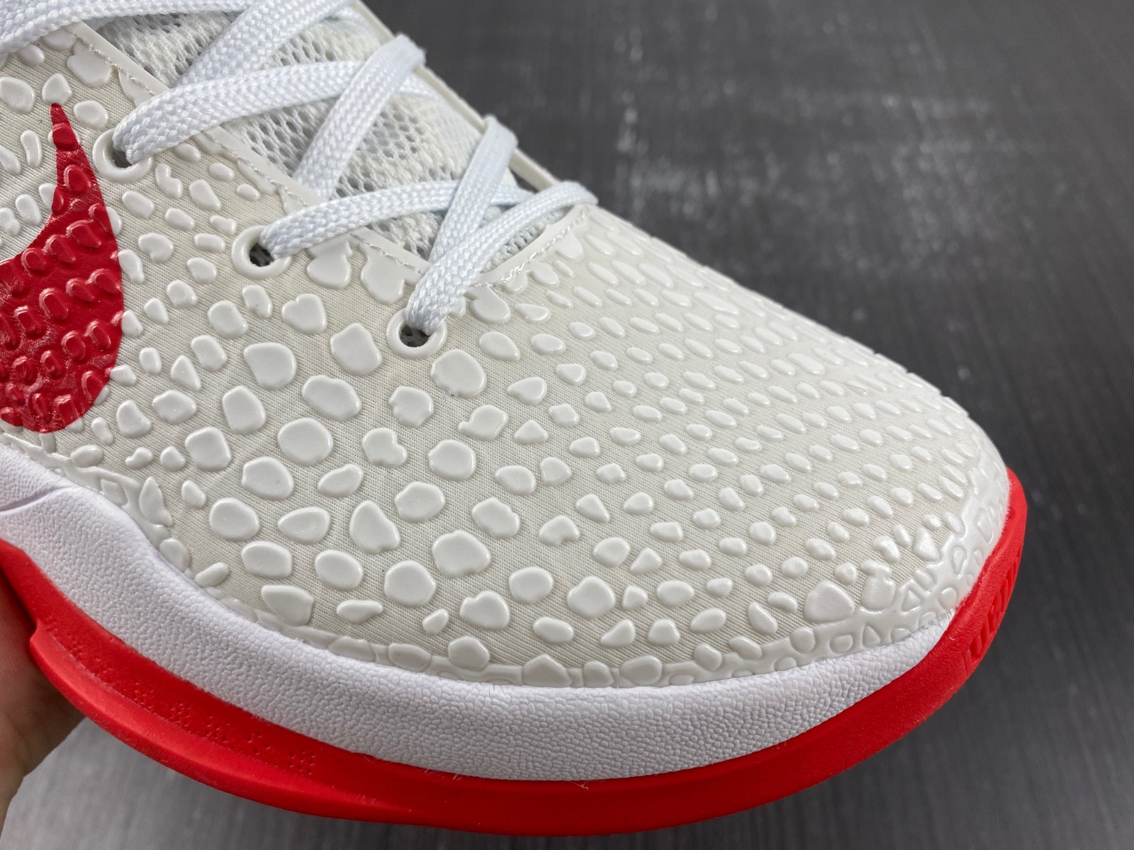 Kobe 6 CW2190-400
