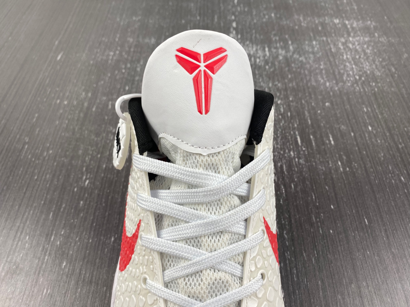 Kobe 6 CW2190-400