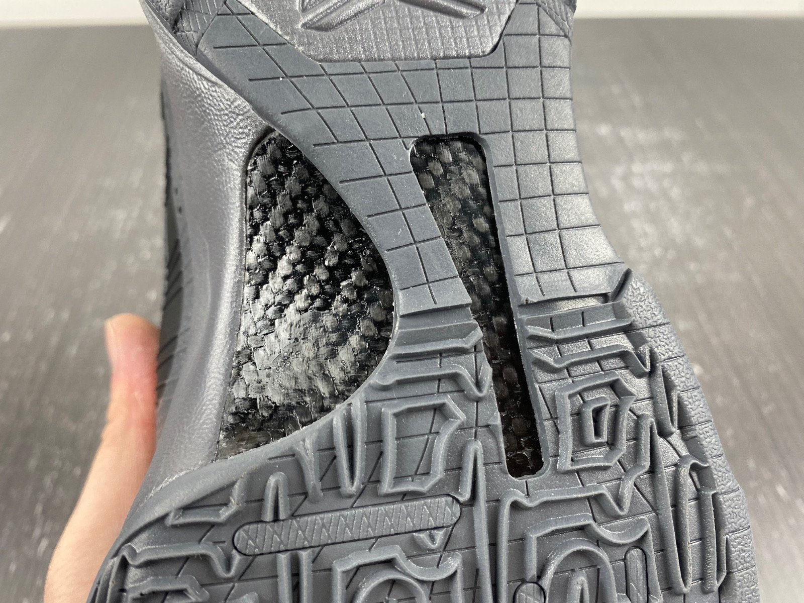 Kobe 5 DB4796-004