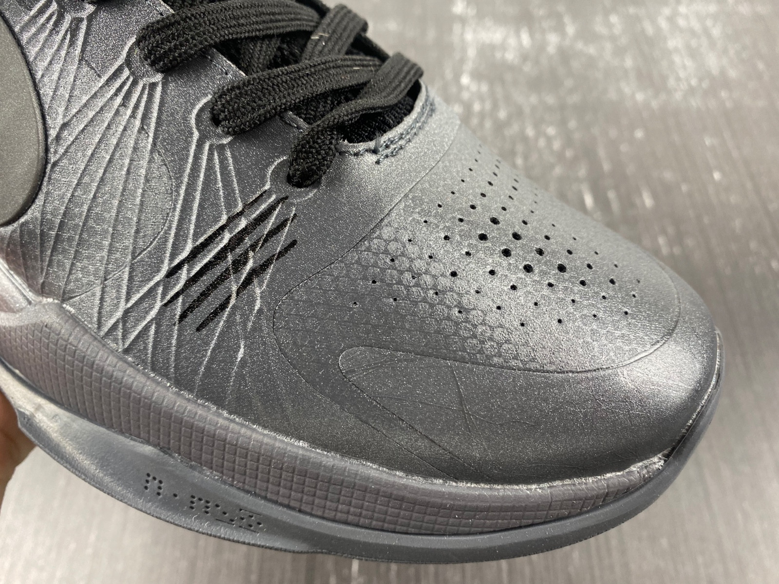 Kobe 5 DB4796-004