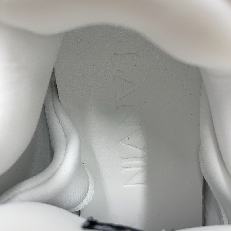 LanV sneakers