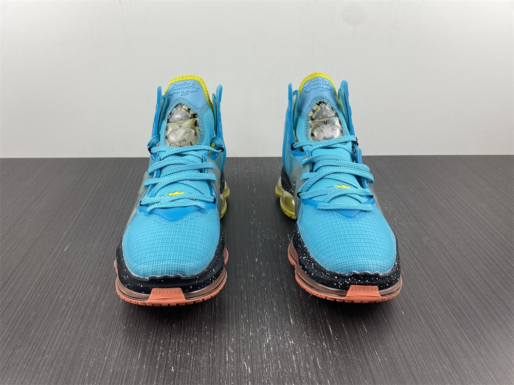 Nike LeBron 19 DC9338-400
