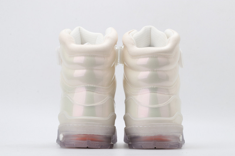 L*V Sneakers