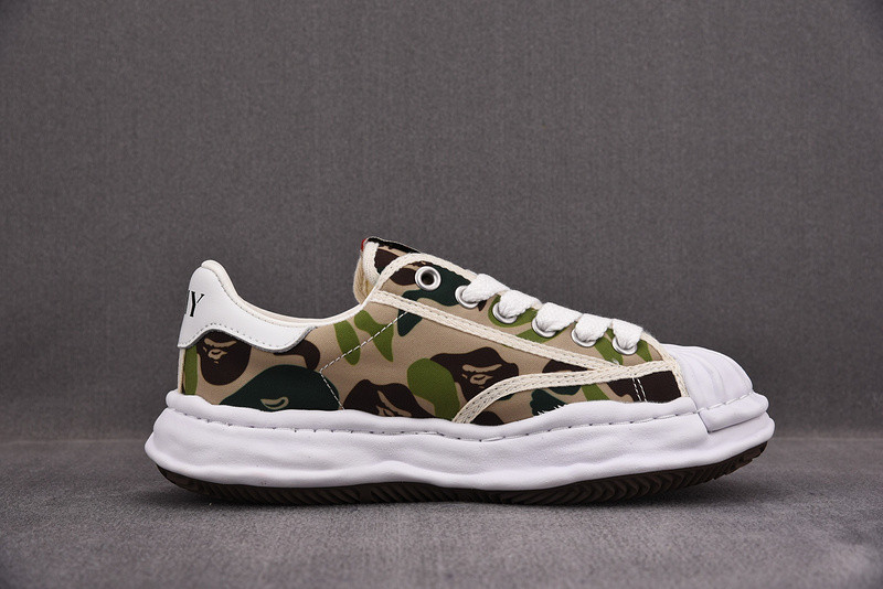 Maison Mihara Sneakers