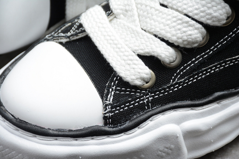 Maison Mihara Sneakers