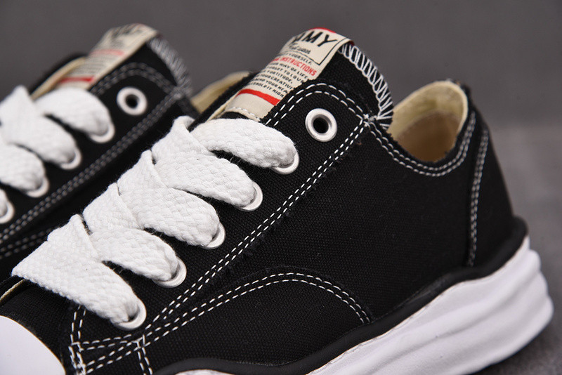 Maison Mihara Sneakers