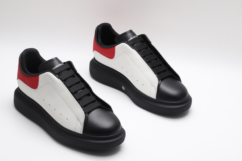 MQ Sneakers