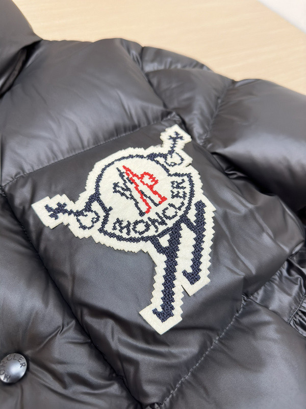 Monc COAT