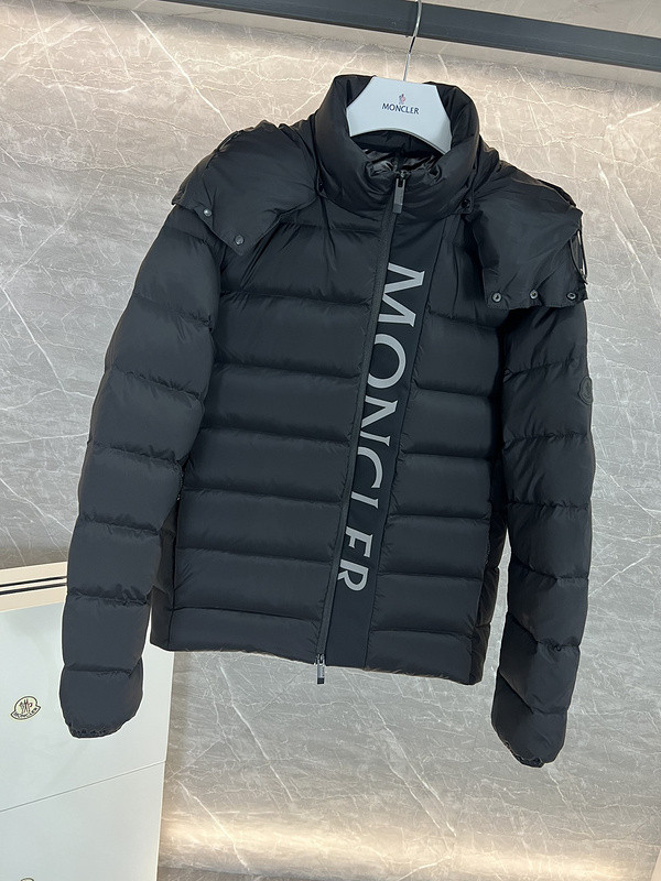 Monc COAT
