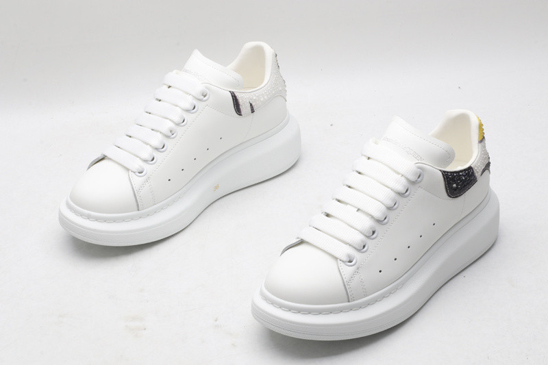 MQ Sneakers