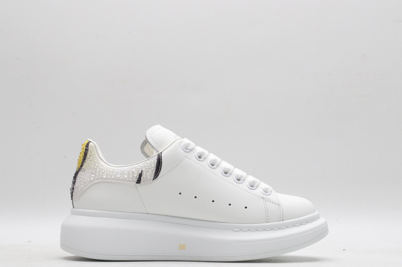 MQ Sneakers