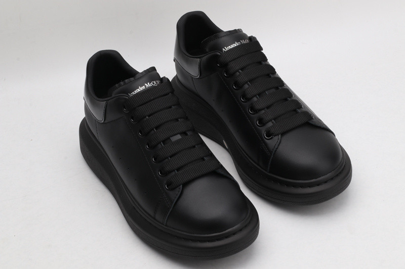 MQ Sneakers
