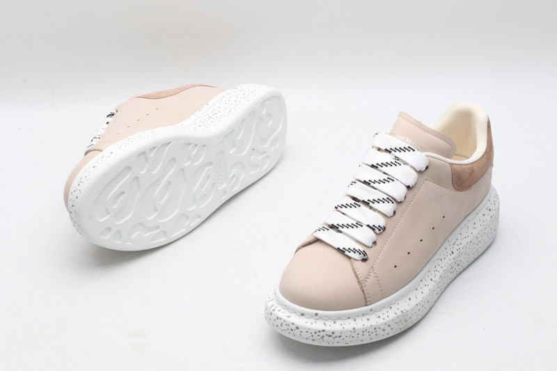 MQ Sneakers