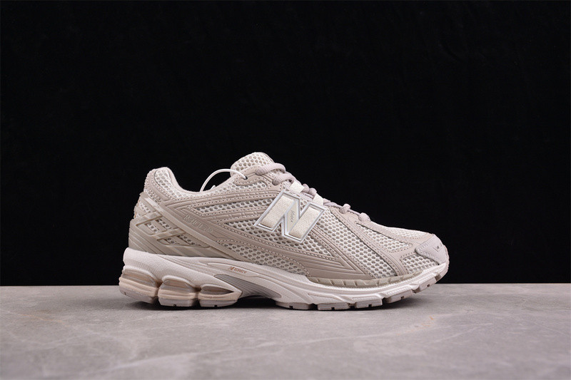 New Balance M1906RGR