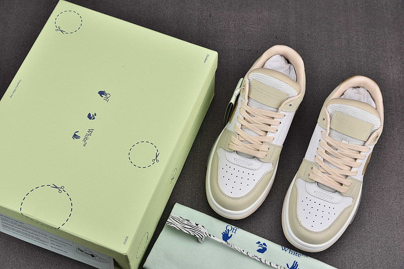 OF GYM Sneakers