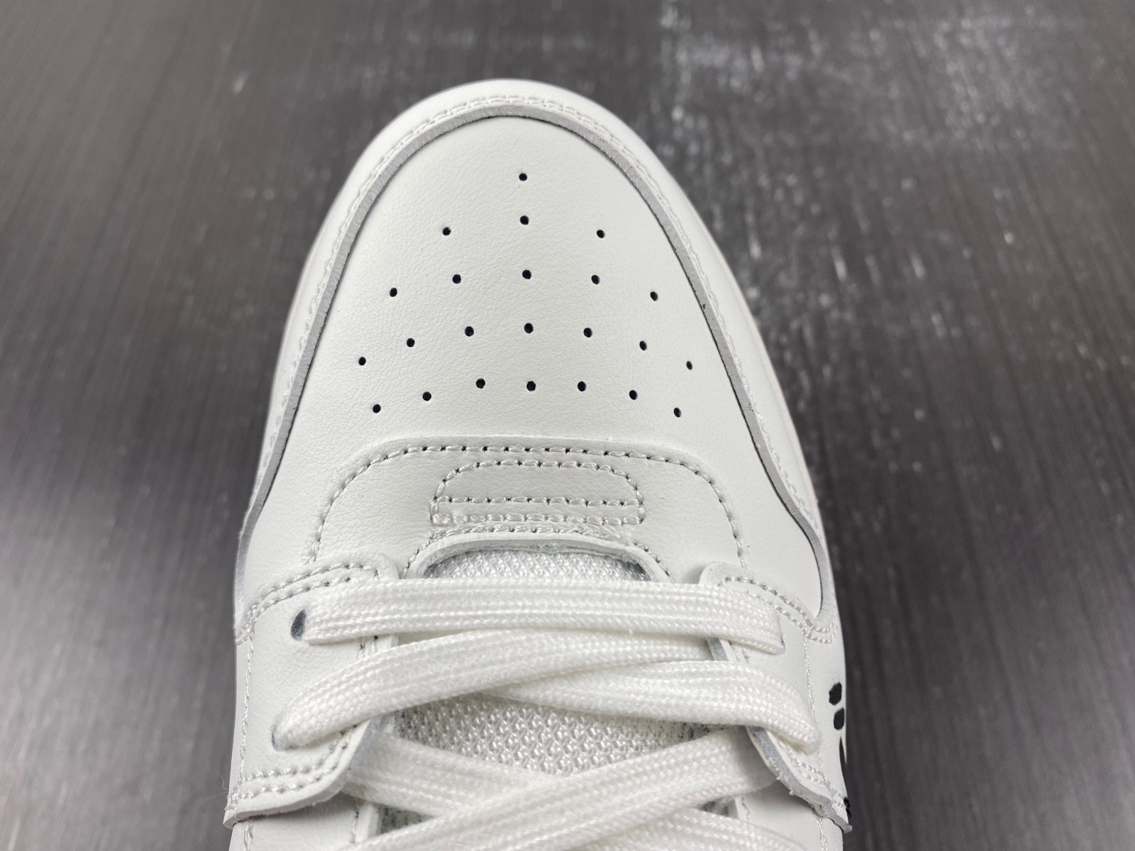 Off White GYM Sneaker