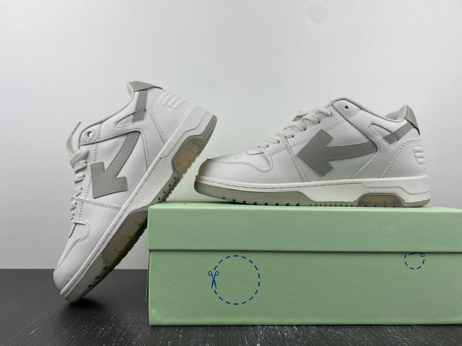 Off White GYM Sneaker
