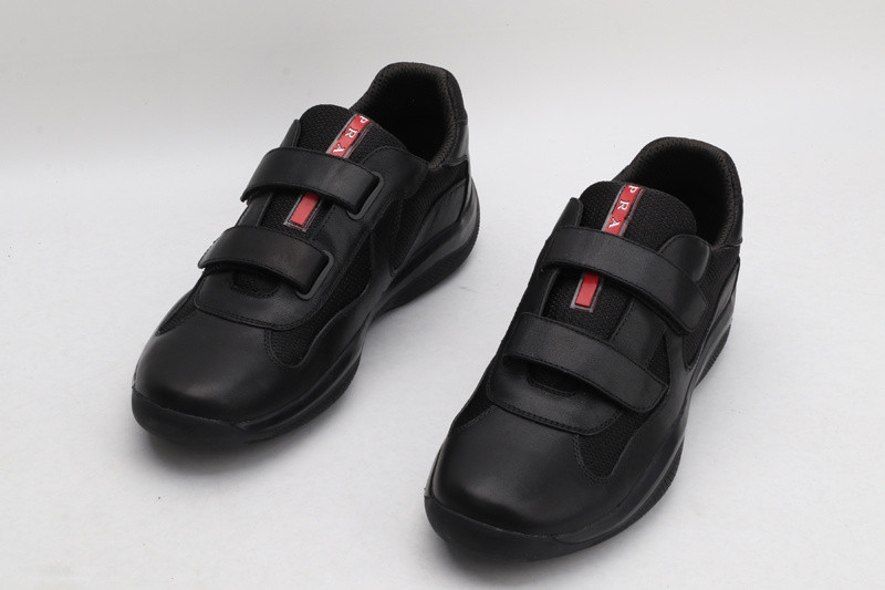 PA Low Sneakers