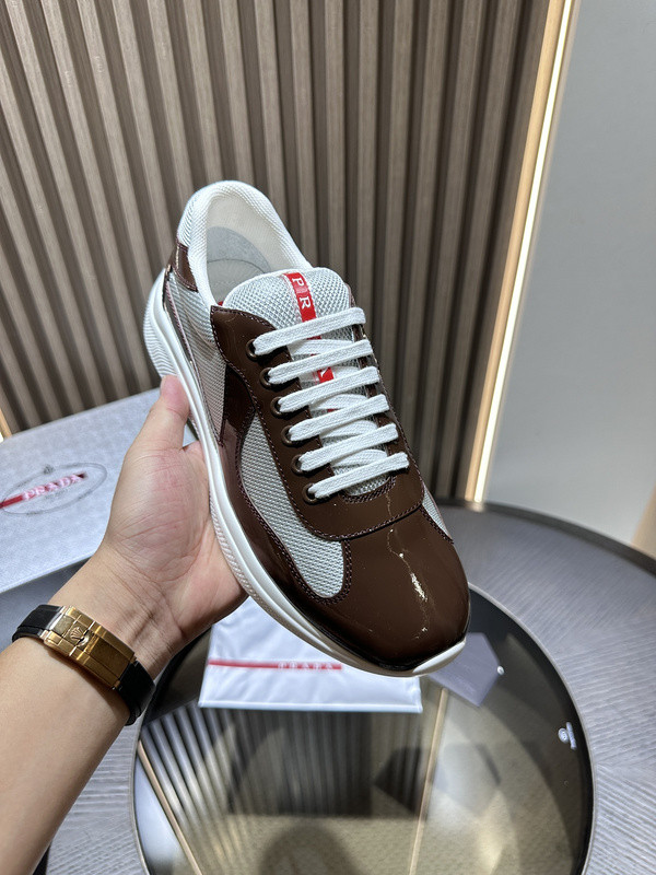 PA Low Sneakers