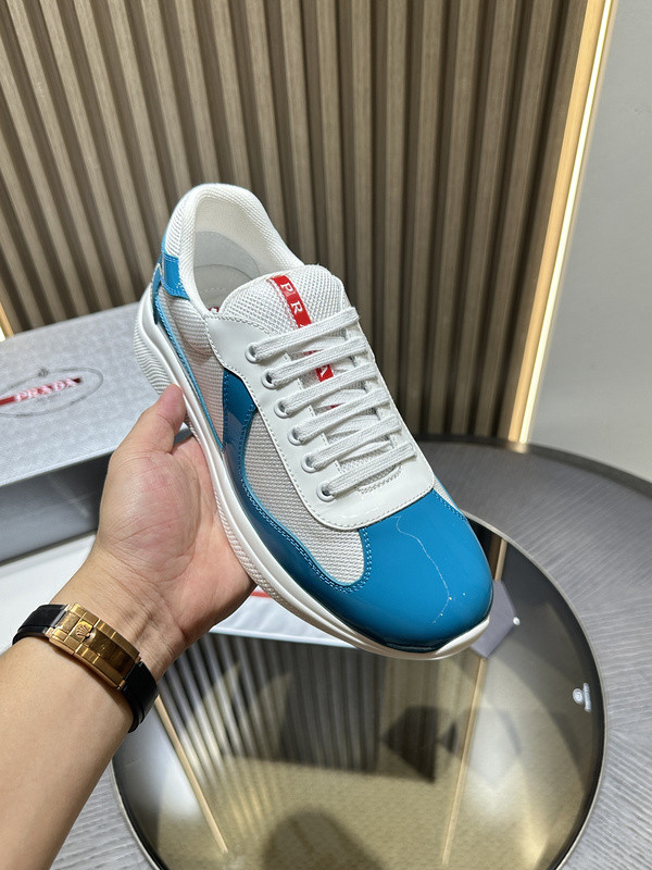 PA Low Sneakers