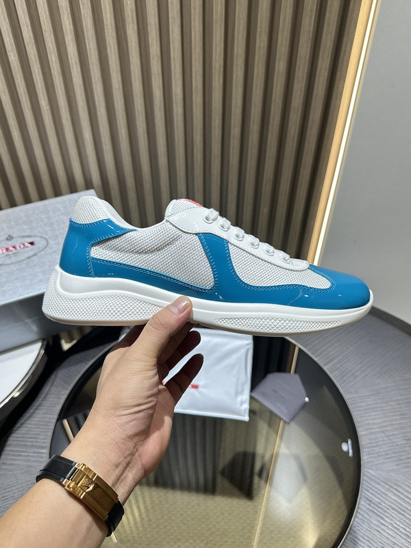 PA Low Sneakers