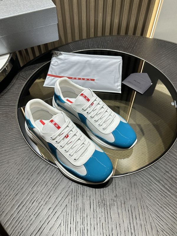 PA Low Sneakers