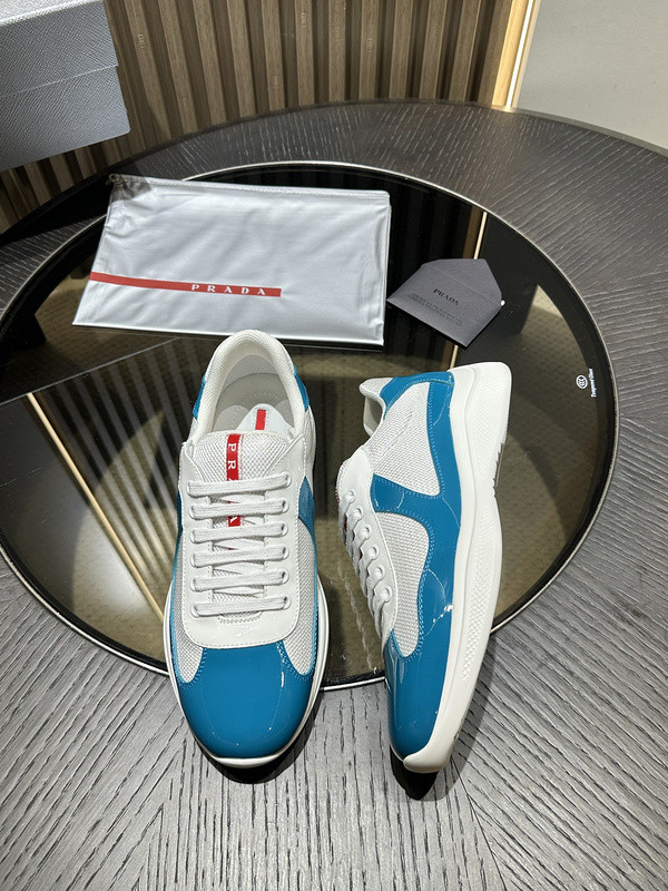 PA Low Sneakers