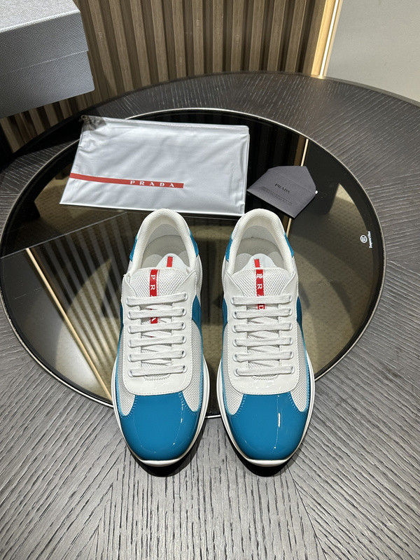 PA Low Sneakers