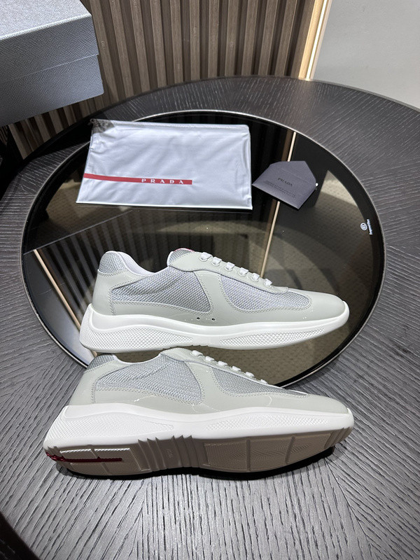 PA Low Sneakers