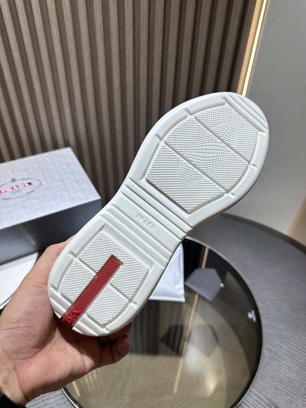 PA Low Sneakers
