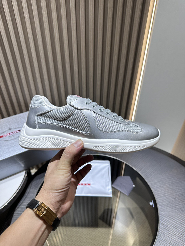 PA Low Sneakers