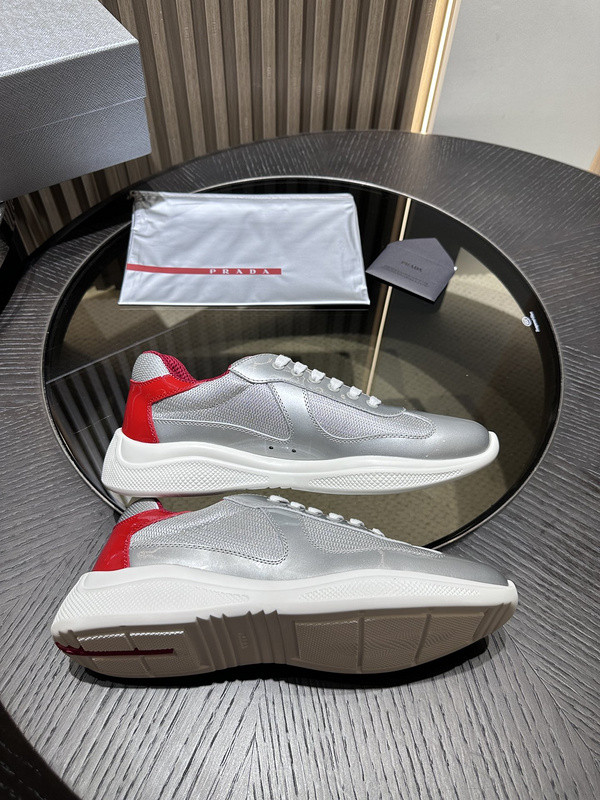 PA Low Sneakers