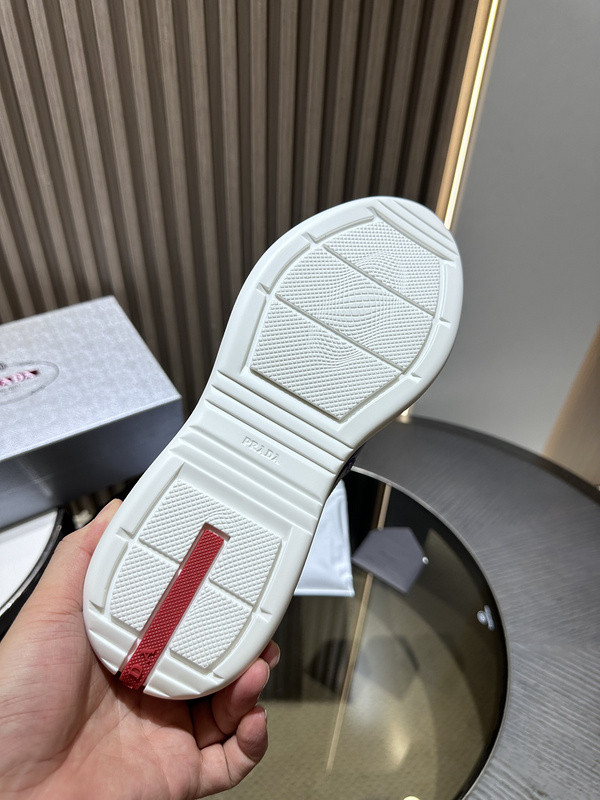 PA Low Sneakers