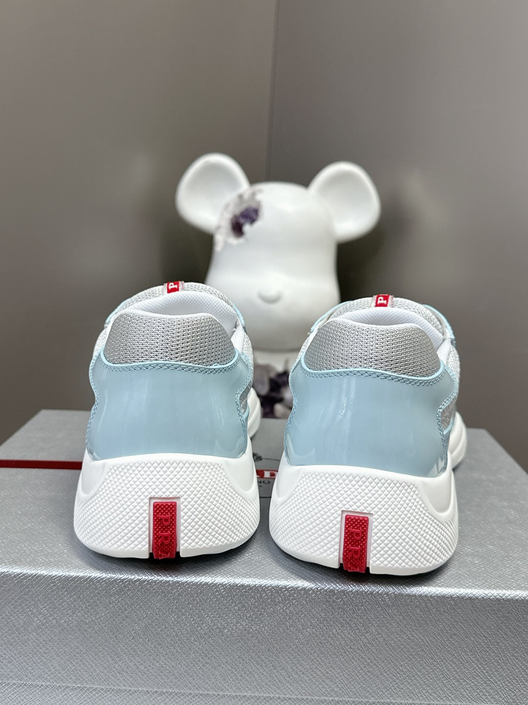 PA Low Sneakers