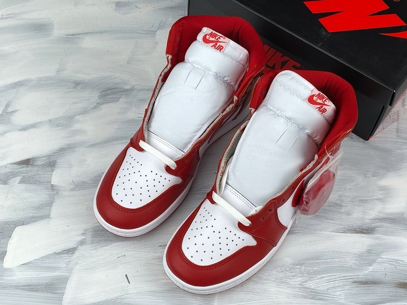 Air Jordan 1 Retro High