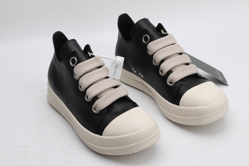 RO Sneakers