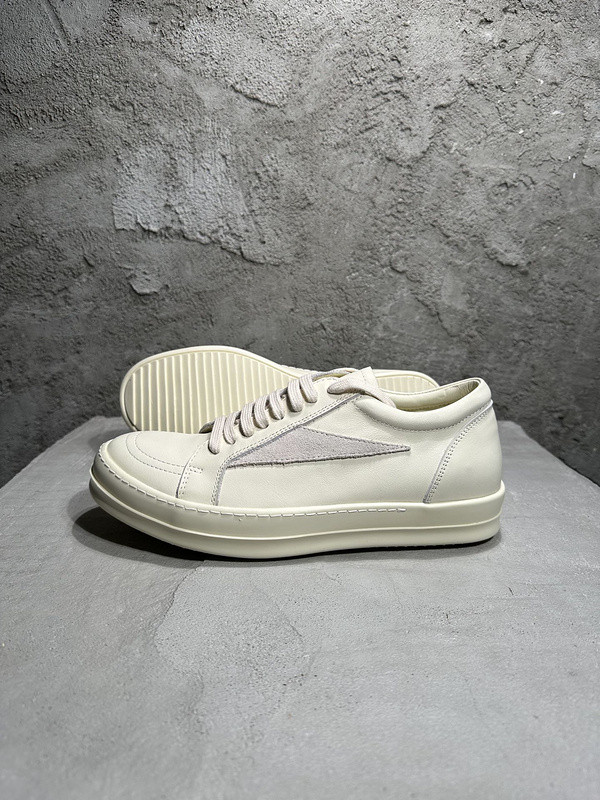 RO Sneakers
