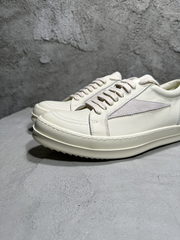 RO Sneakers