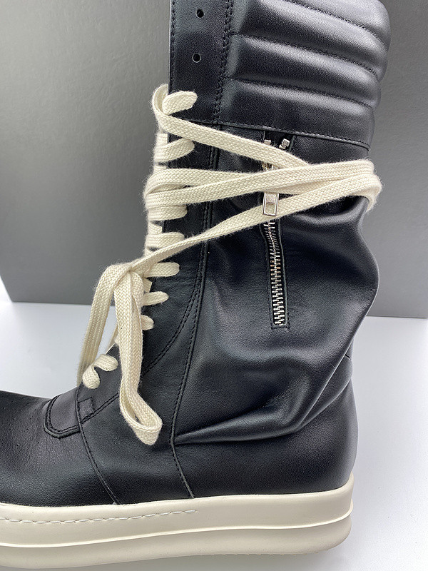 RO Sneakers