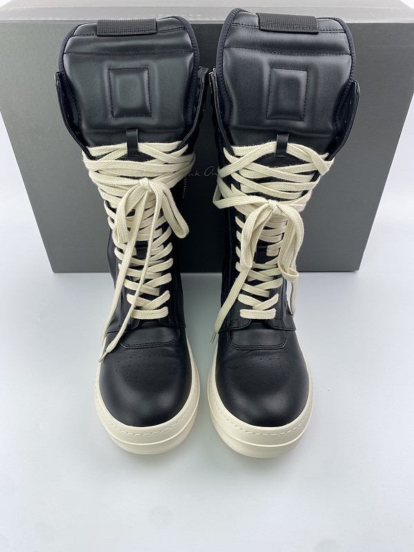 RO Sneakers