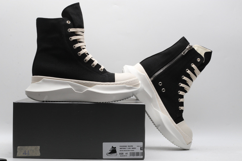 RO Sneakers