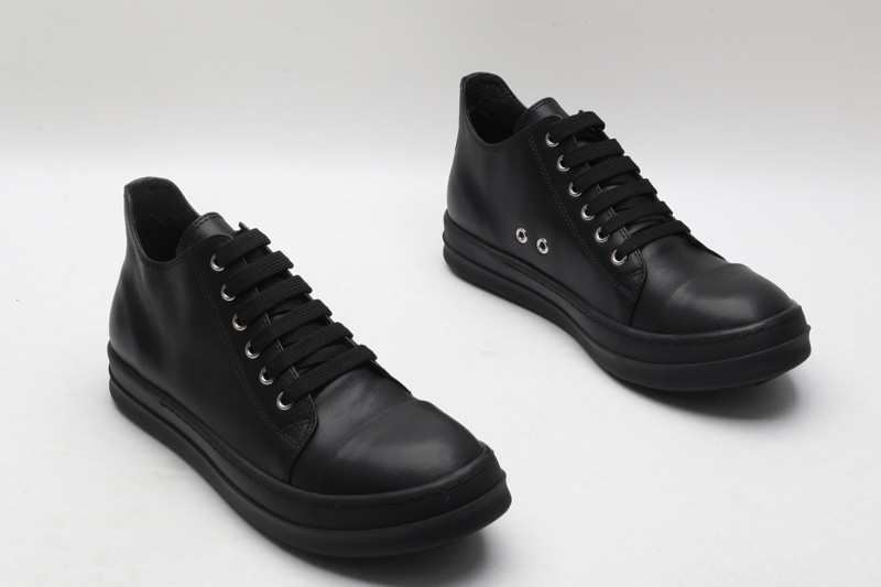 RO Sneakers