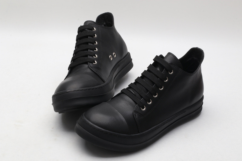 RO Sneakers