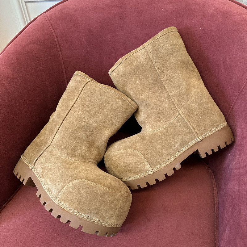 Ba*len*cia*ga boots