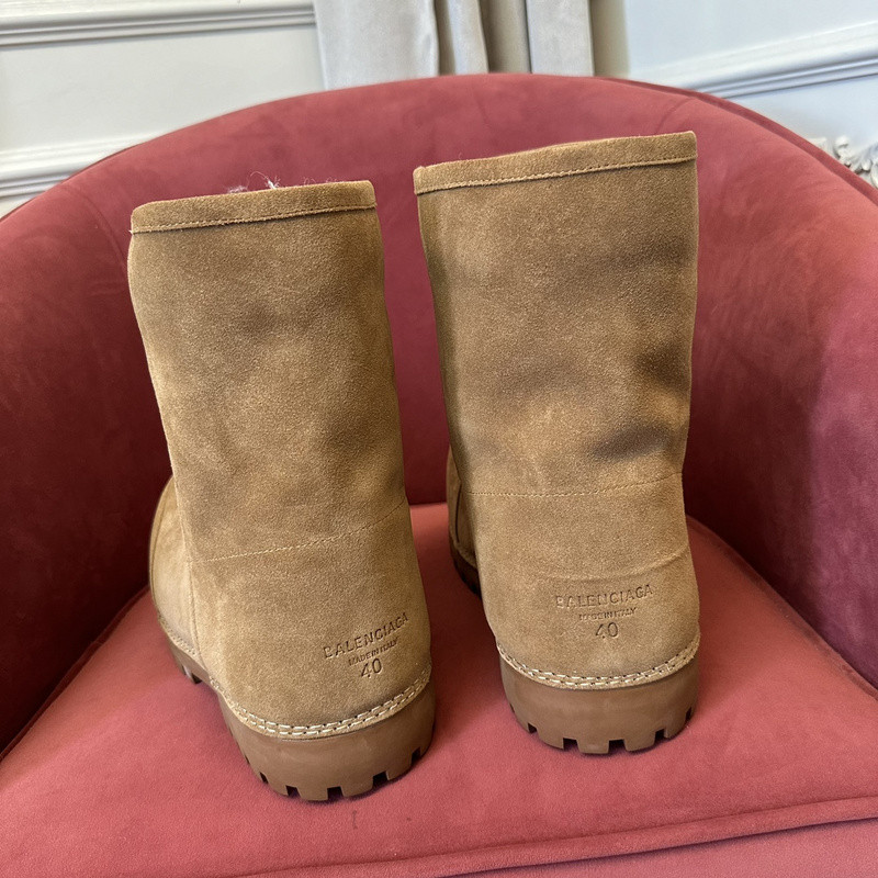 Ba*len*cia*ga boots